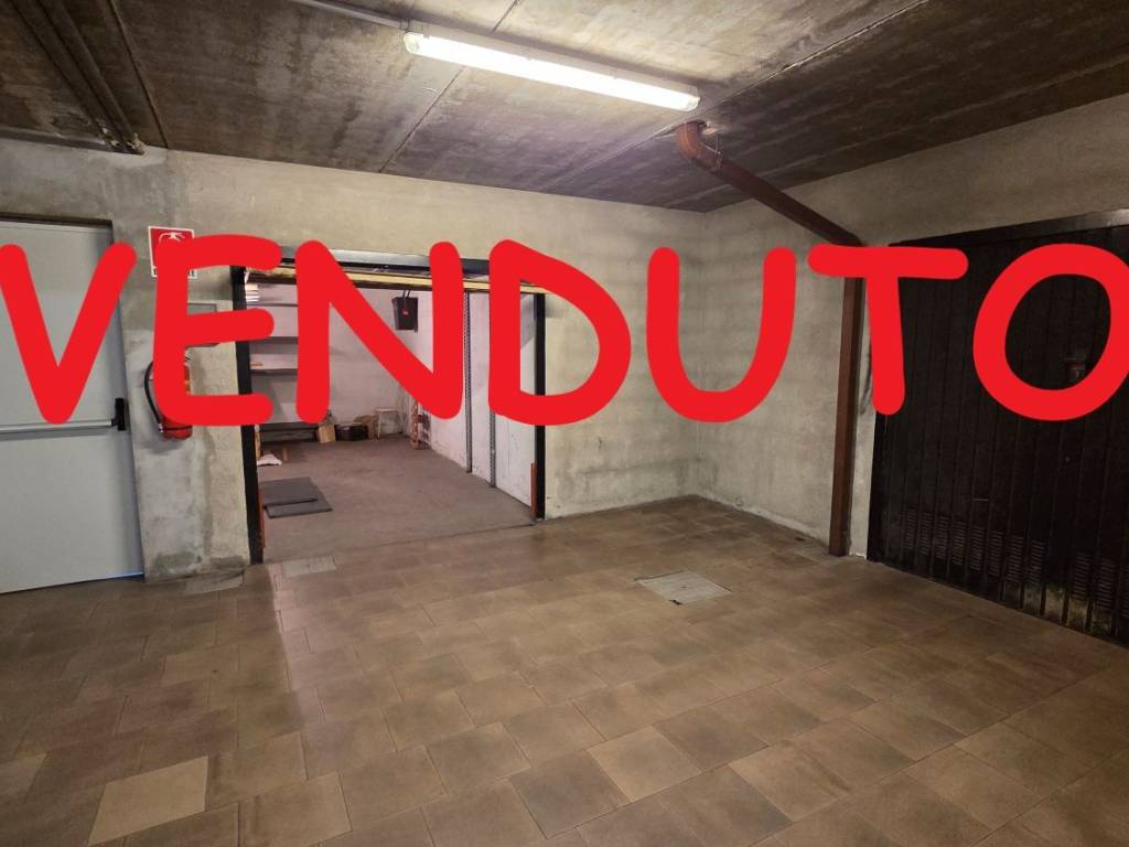 villa in vendita a Legnano