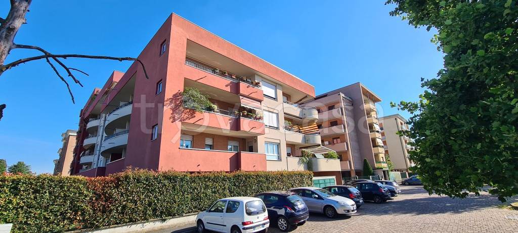 appartamento in vendita a Legnano