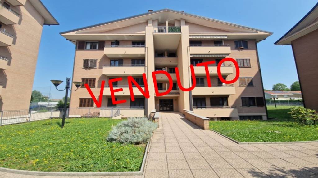 appartamento in vendita a Legnano