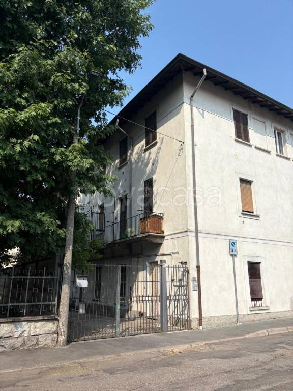 appartamento in vendita a Legnano