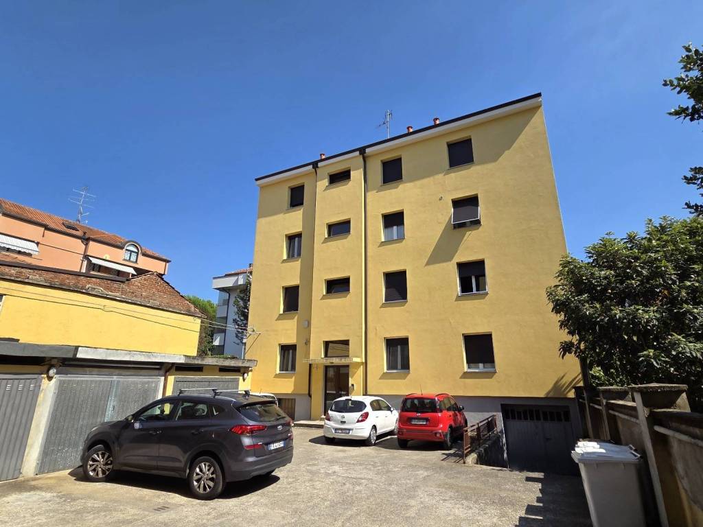 appartamento in vendita a Legnano