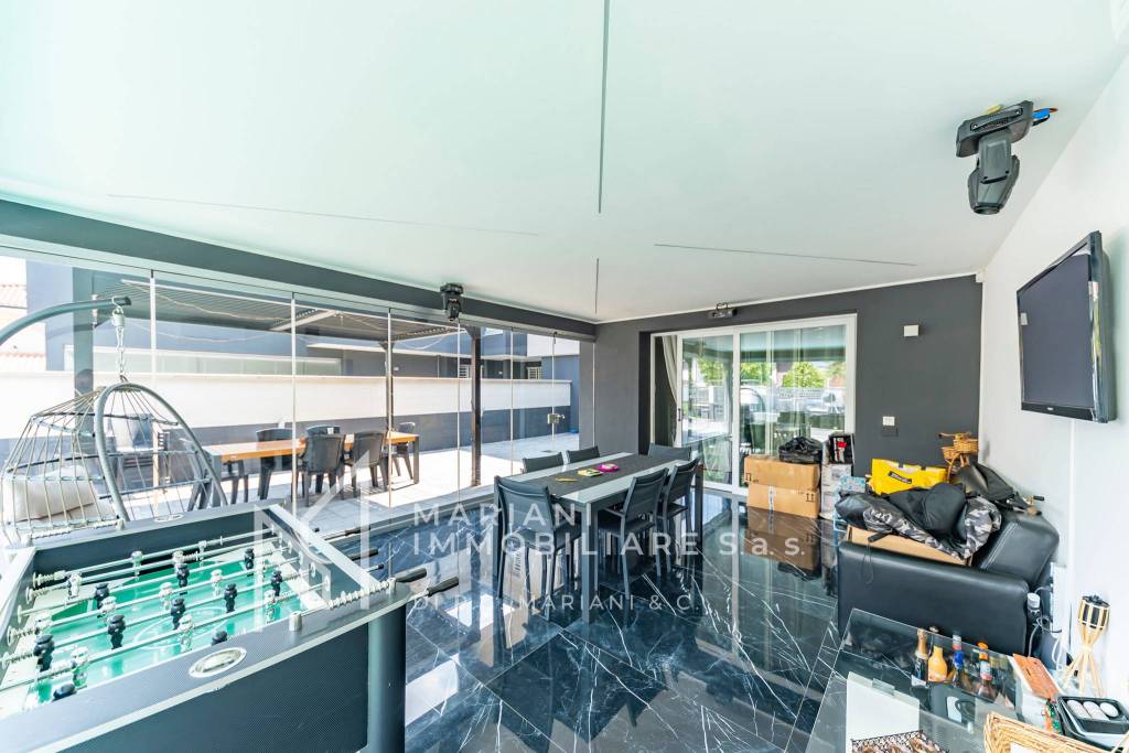 casa indipendente in vendita a Legnano