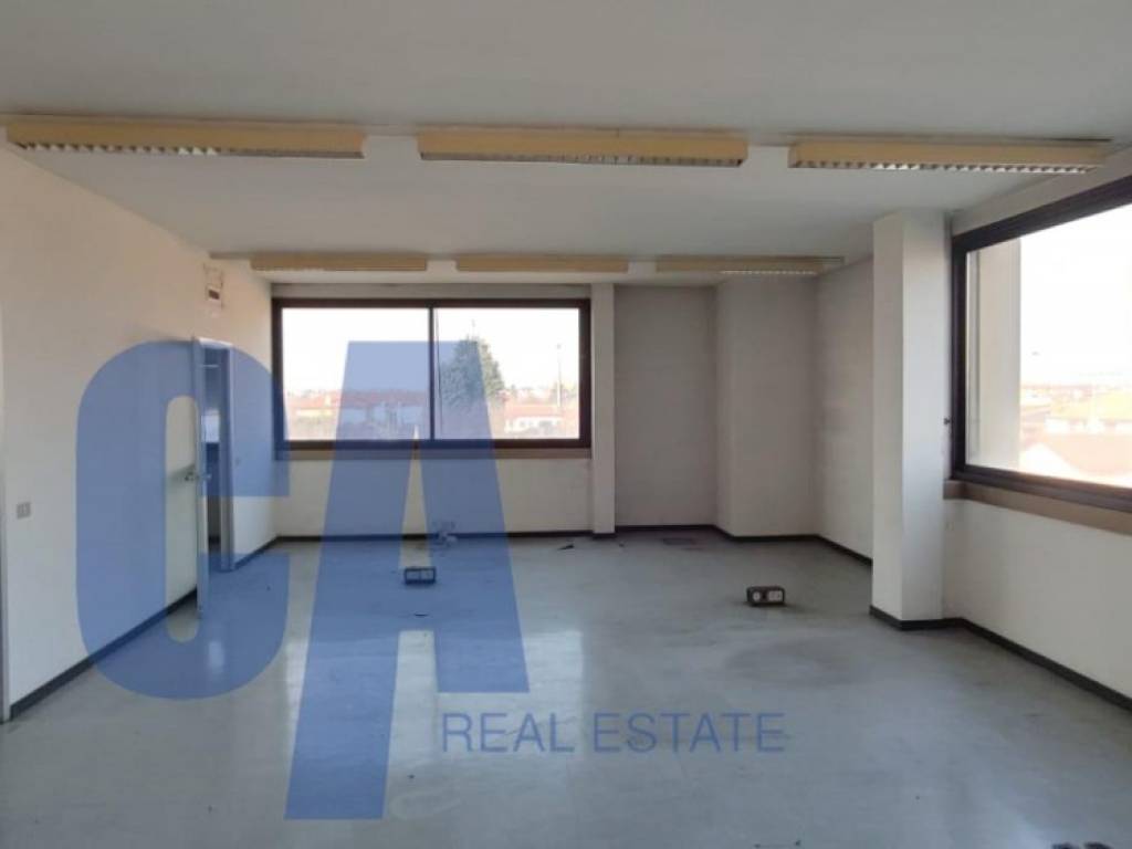 intera palazzina in vendita a Legnano