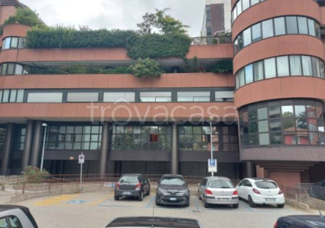 ufficio in vendita a Legnano
