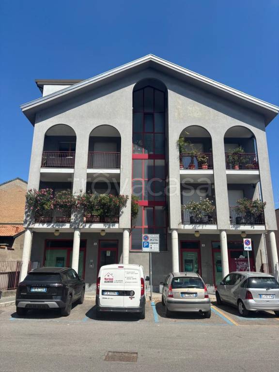 ufficio in vendita a Legnano