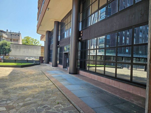 ufficio in vendita a Legnano