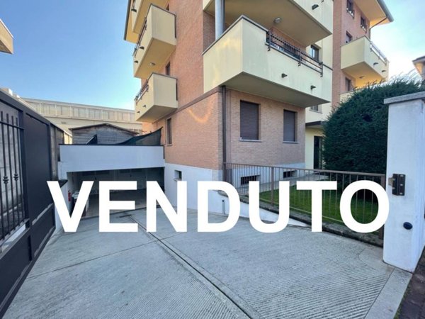 box auto in vendita a Legnano
