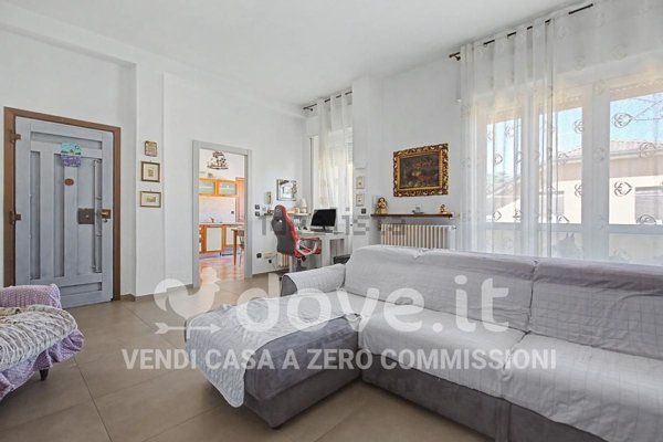 casa indipendente in vendita a Legnano