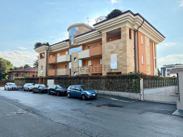 appartamento in vendita a Legnano