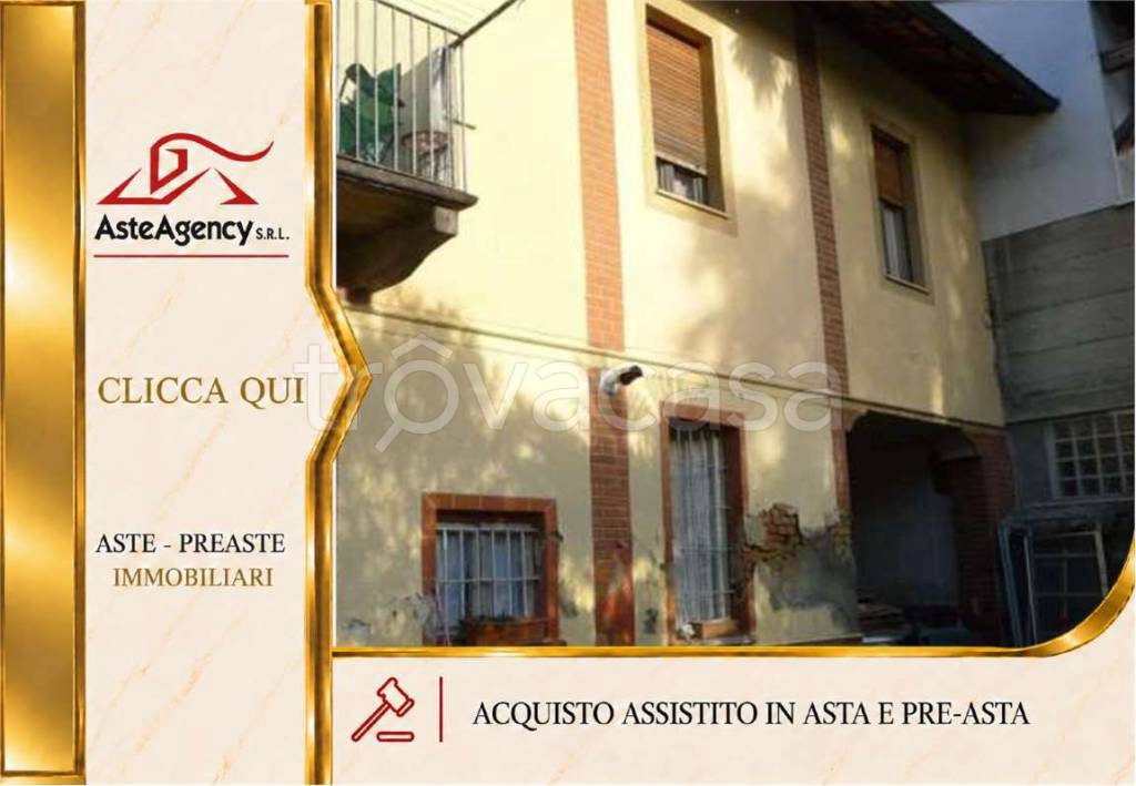 casa indipendente in vendita a Legnano