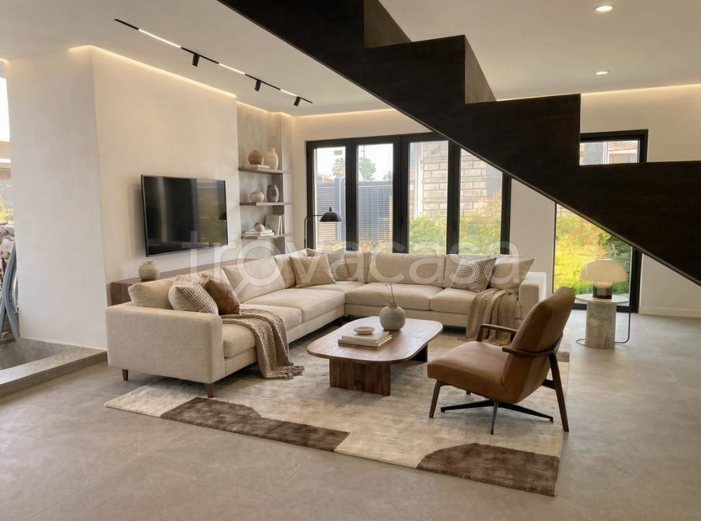 casa indipendente in vendita a Legnano