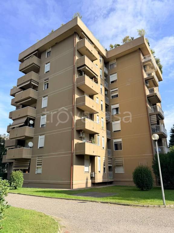 appartamento in vendita a Legnano