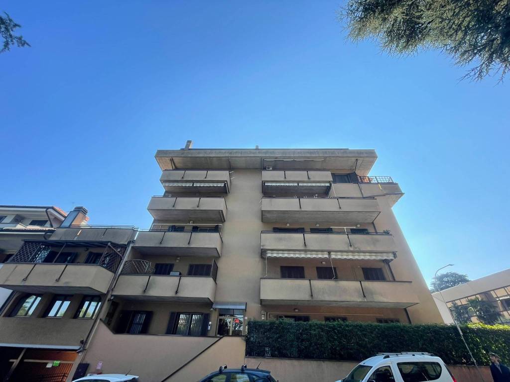 appartamento in vendita a Legnano