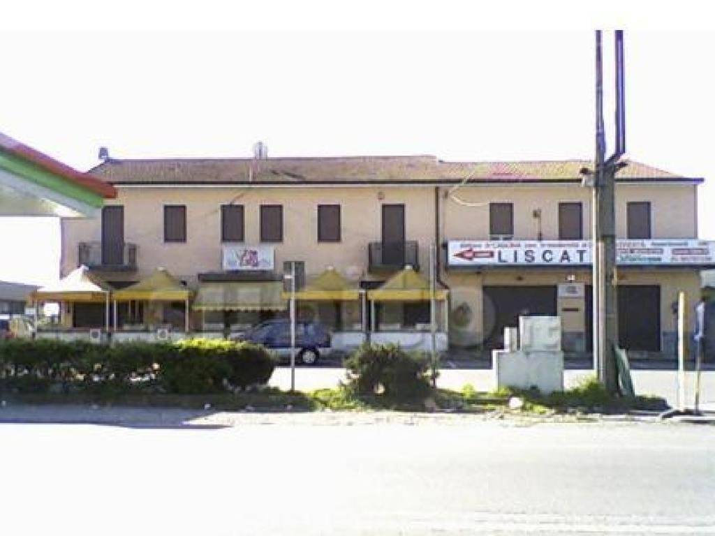negozio in vendita a Liscate