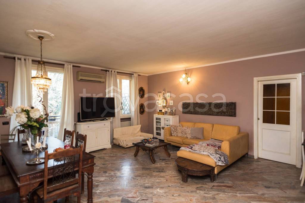 appartamento in vendita a Liscate