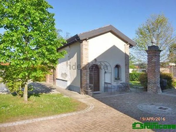 casa indipendente in vendita a Liscate