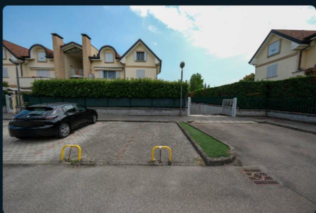 terreno edificabile in vendita a Liscate