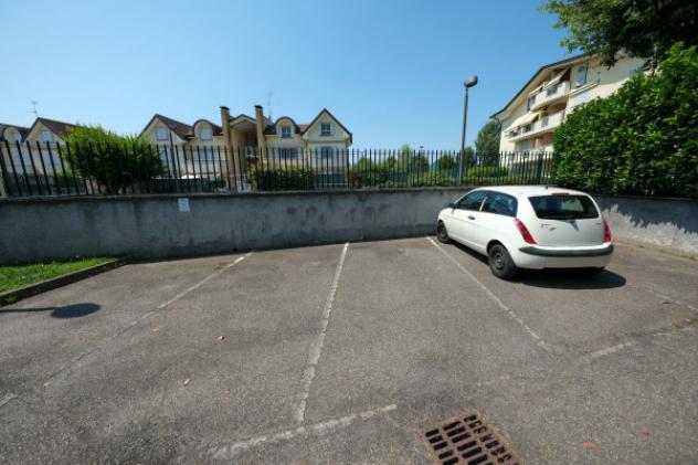 terreno edificabile in vendita a Liscate