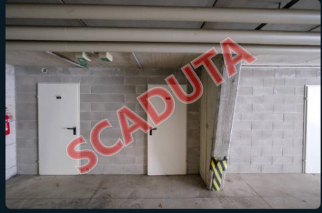 locale commerciale in vendita a Liscate