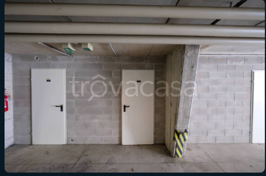 locale commerciale in vendita a Liscate