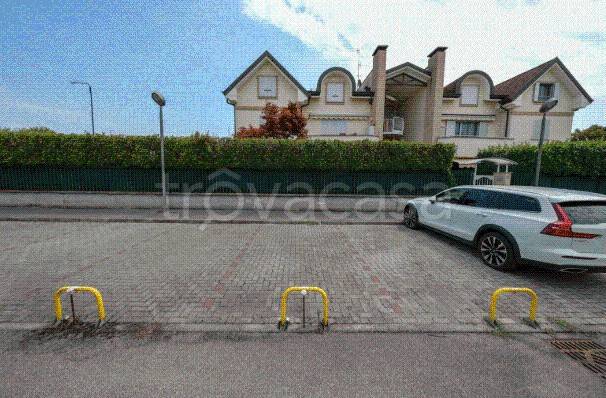 terreno edificabile in vendita a Liscate