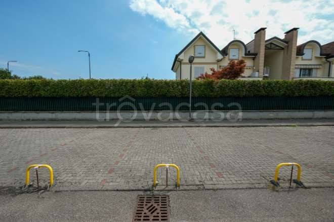 appartamento in vendita a Liscate