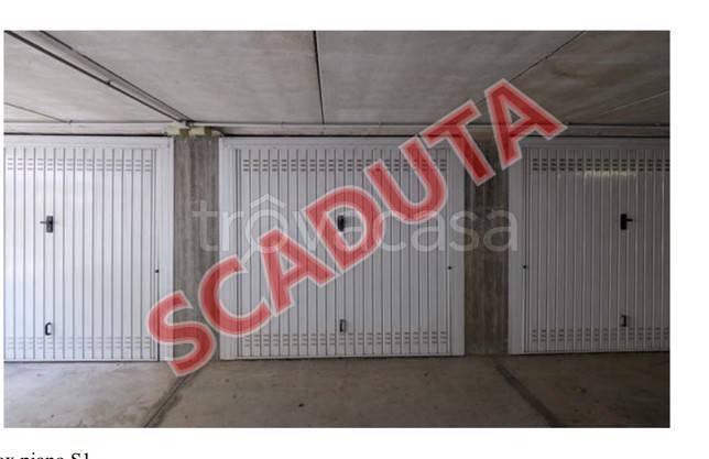 locale commerciale in vendita a Liscate