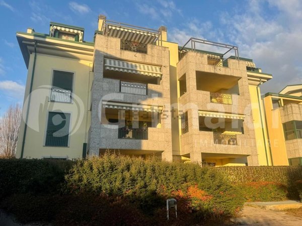 appartamento in vendita a Liscate