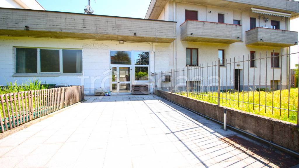 casa indipendente in vendita a Liscate