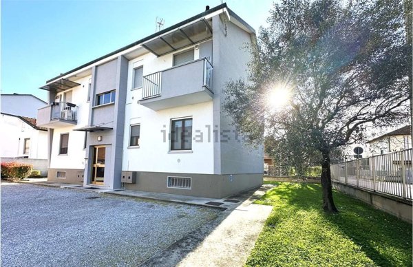 appartamento in vendita a Liscate