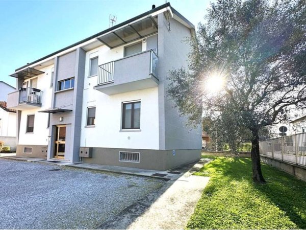 appartamento in vendita a Liscate