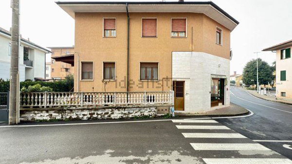 appartamento in vendita a Liscate