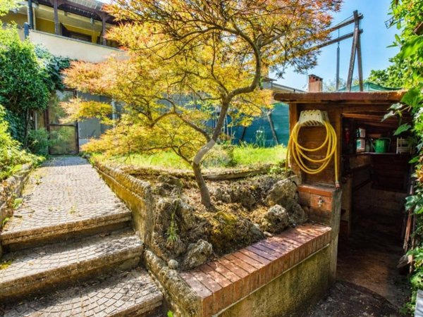 casa indipendente in vendita a Liscate