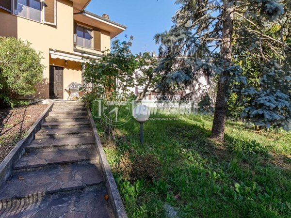 casa indipendente in vendita a Liscate
