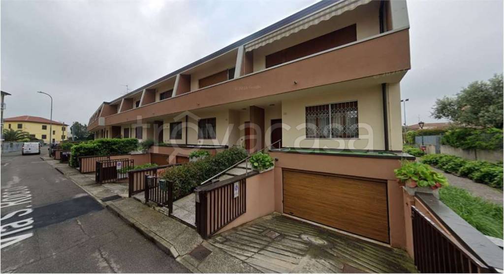 casa indipendente in vendita a Liscate
