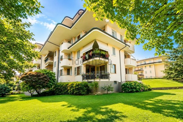 appartamento in vendita a Liscate