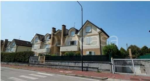 appartamento in vendita a Liscate