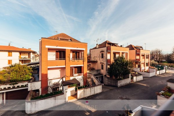 casa indipendente in vendita a Liscate