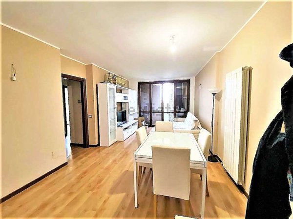 appartamento in vendita a Locate di Triulzi