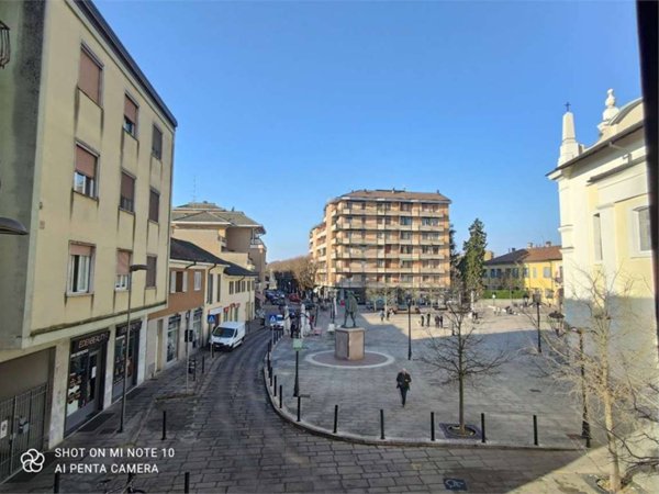 casa indipendente in vendita a Locate di Triulzi