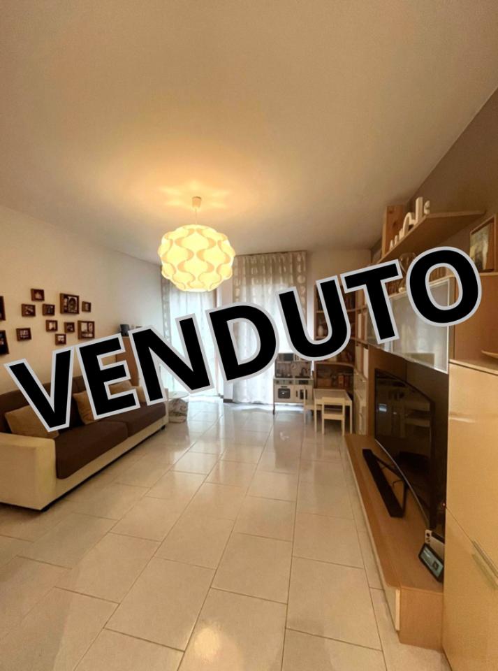 appartamento in vendita a Locate di Triulzi