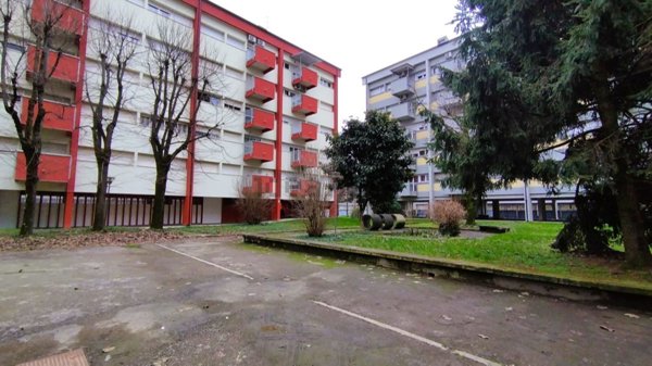 appartamento in vendita a Locate di Triulzi