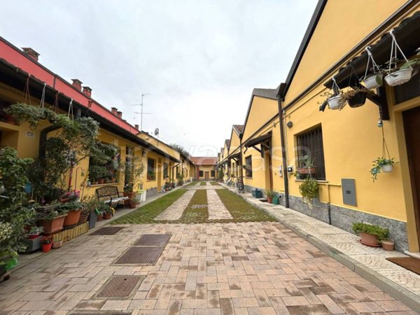 appartamento in vendita a Locate di Triulzi