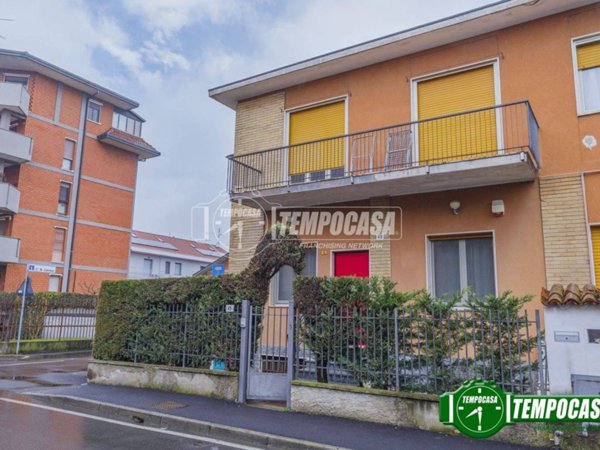 appartamento in vendita a Locate di Triulzi