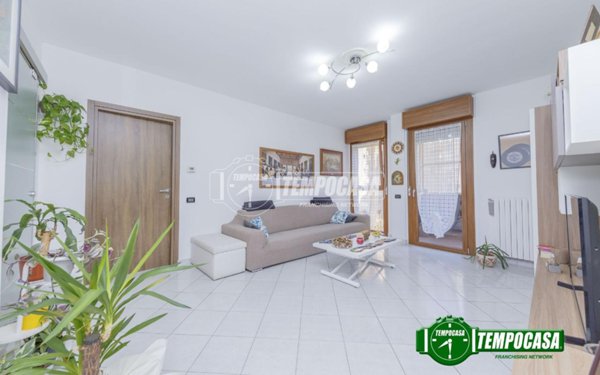 appartamento in vendita a Locate di Triulzi