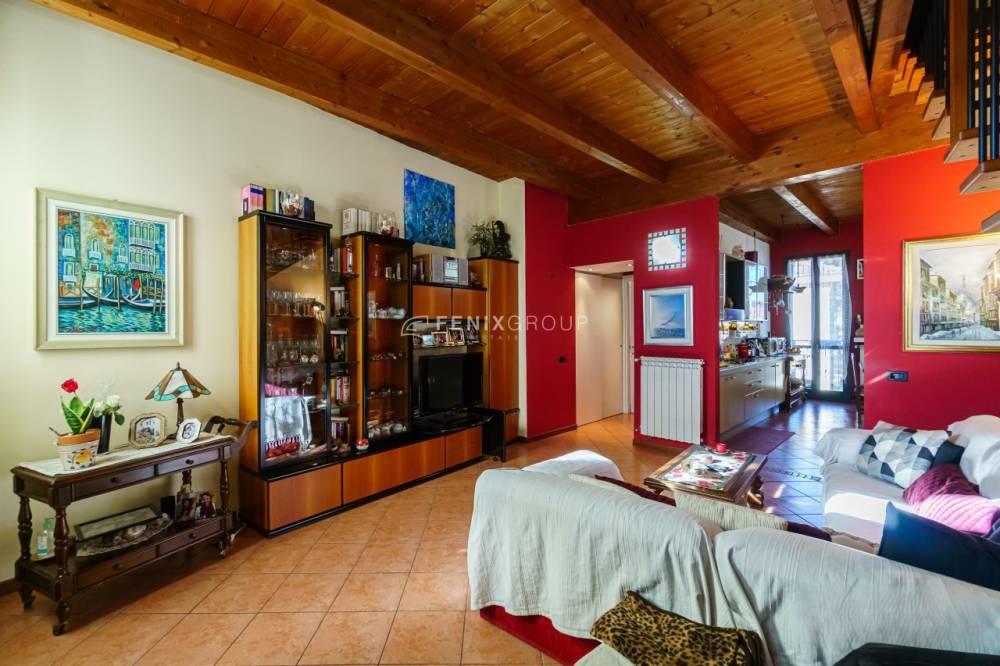 appartamento in vendita a Locate di Triulzi
