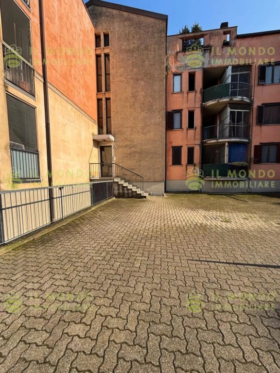 appartamento in vendita a Locate di Triulzi