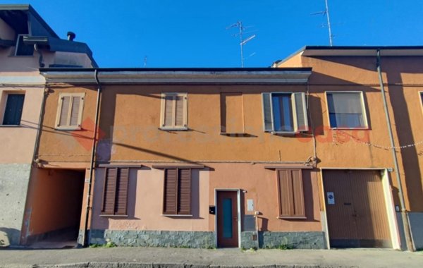 appartamento in vendita a Locate di Triulzi