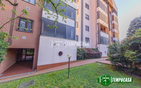appartamento in vendita a Locate di Triulzi