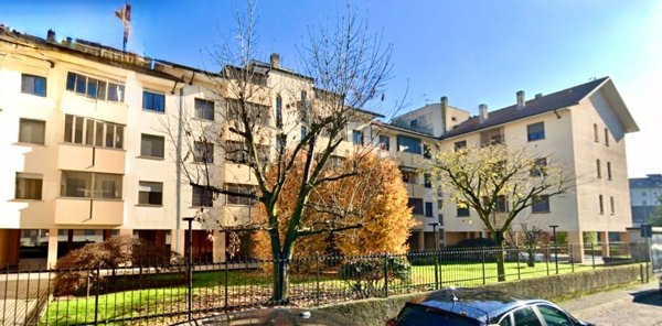 appartamento in vendita a Locate di Triulzi
